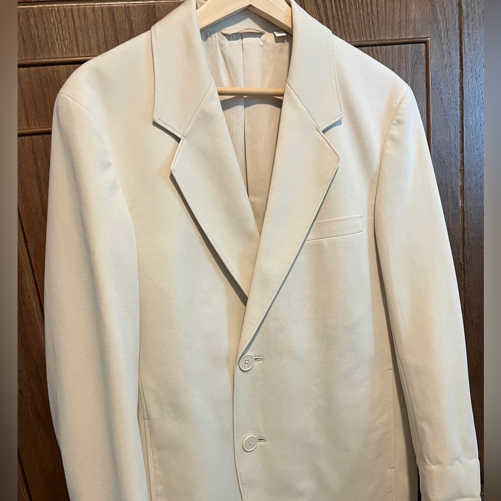 Uniqlo Beige Blazer